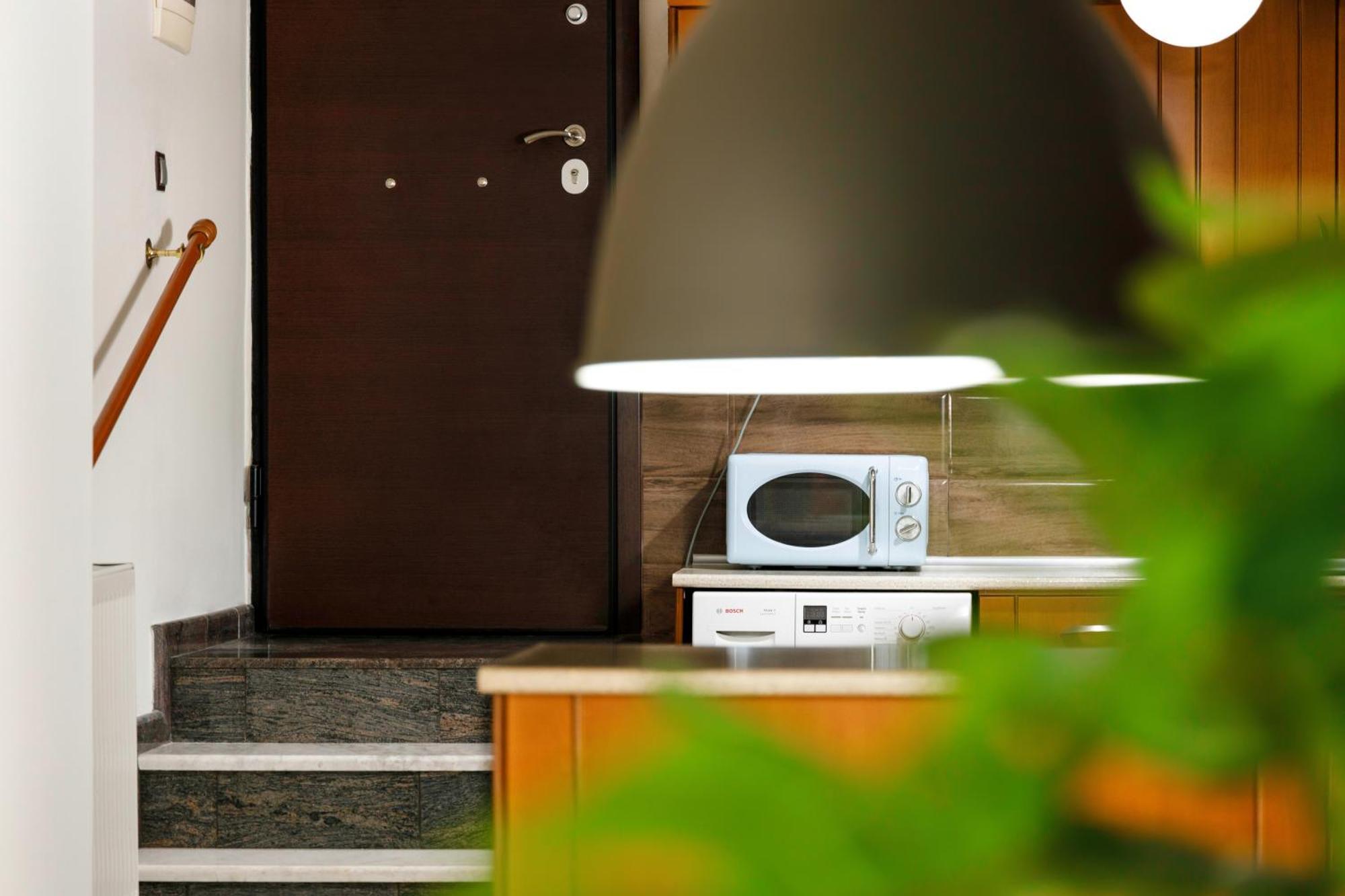 Apartment Charming With Gorgeous View & Private Parking *